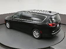 2025 Chrysler Pacifica SELECT LOTS OF ROOM! 7 SEATER | HEATED SE - Photo 47
