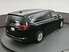2025 Chrysler Pacifica SELECT LOTS OF ROOM! 7 SEATER | HEATED SE - Photo 49