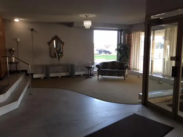 Dec 1st - Spaceious 2 Bedroom Apartment - $1,799.00
