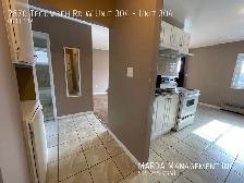 SPACIOUS BACHELOR UNIT NEAR HURON CHURCH!   Utilities