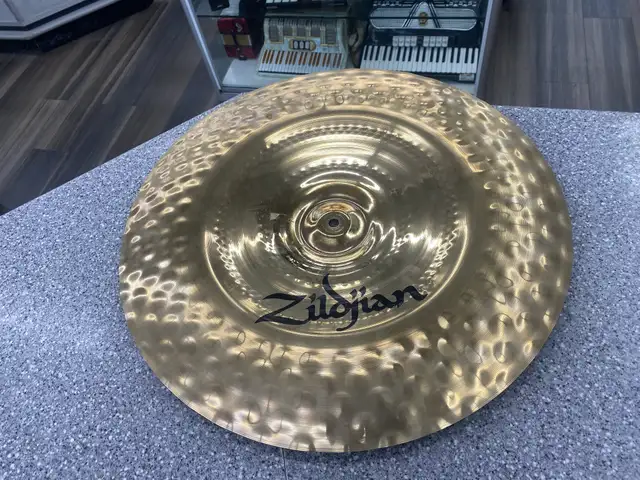 Zildjian Ultra Hammered China Cymbal