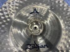 Zildjian Ultra Hammered China Cymbal - Photo 4