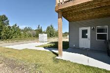 ⭐ONE MONTH FREE⭐ 2 Bed Lower Suite with Walk-Out Patio in Sylvan