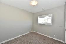 ⭐ONE MONTH FREE⭐ 2 Bed Lower Suite with Walk-Out Patio in Sylvan - Photo 8