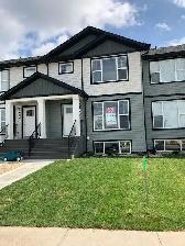 Beautiful townhouse in Sylvan Lake