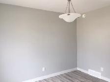 Beautiful townhouse in Sylvan Lake - Photo 4