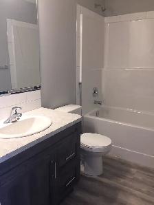 Beautiful townhouse in Sylvan Lake - Photo 10