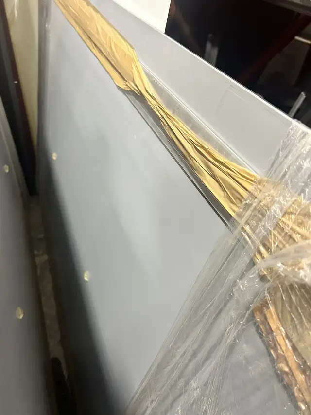 Glass Greyboard-Excellent Condition-Call us!
