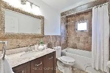 Private room available on upper floor - Photo 3