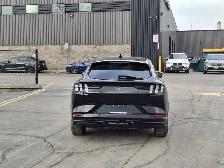 2023 Ford Mustang Mach-E Premium AWD | Leather | Glass Roof - Photo 4
