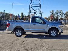 2022 Ford F-150 XLT 4x4 Regular Cab V6 | 17 Alloys | Rear View - Photo 6