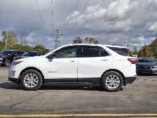2019 Chevrolet Equinox LT AWD | Black Out Pkg | Heated Seats - Photo 3