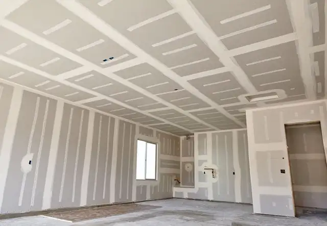 Plaster, taping, popcorn ceiling, repairs 416-666-7425