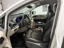 Chrysler Pacifica Touring-L TA 2024 à vendre - Photo 17