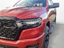2027 Ram 1500 Express Black Edition Crew 4x4 Bucket Seats Black - Photo 11