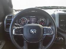 2027 Ram 1500 Express Black Edition Crew 4x4 Bucket Seats Black - Photo 17