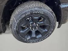 2027 Ram 1500 Express Black Edition Crew 4x4 Bucket Seats Black - Photo 9