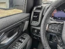 2026 Ram 1500 Sport Night Edition 4x4 Sunroof Nav - Photo 19