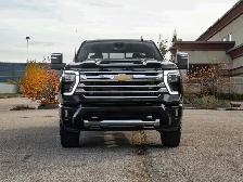 2024 Chevrolet Silverado 2500HD High Country 6.6L Duramax - Photo 3