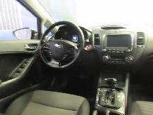 KIA FORTE 2017 EX AUTOMATIQUE AIR CLIMATISE JAMAIS ACCIDENTE BLU - Photo 13