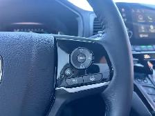 2023 Honda Odyssey Touring | Leather | Sunroof | Backup Camera - Photo 17