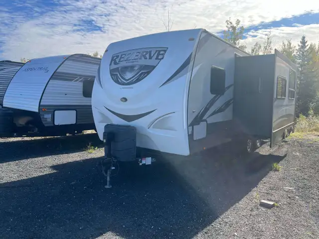 2016 Crossroads RV RESERVE 26KS