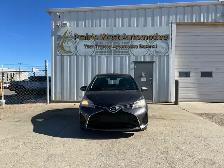 2015 Toyota Yaris LE No Accident - Photo 2