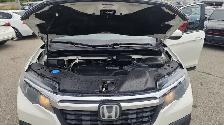 This Pickup powered by a Gasoline engine featuring 4WD/4-Wheel D - Photo 18