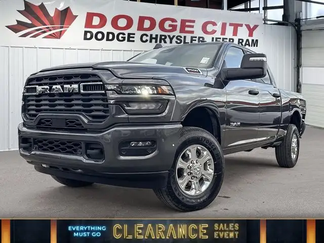 2026 Ram 3500 Big Horn | 6.4L V8 Hemi | Engine Block Heater