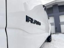2026 Ram 1500 Limited Night Edition | Leather Bucket Seats - Photo 13