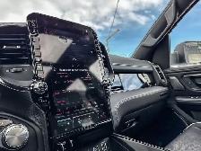 2026 Ram 1500 Limited Night Edition | Leather Bucket Seats - Photo 23