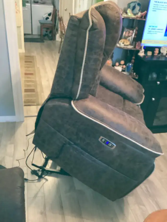 Power lift chair