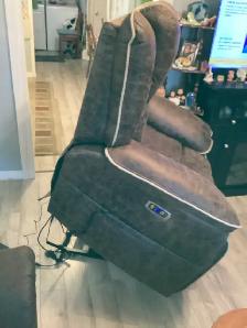 Power lift chair