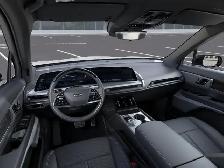 2027 Cadillac VISTIQ Sport AWD - Photo 15