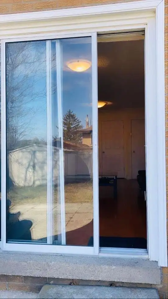 1 Bedroom Apart Mississauga for Rent 2000.Oct 15 2026