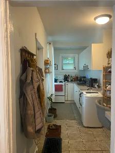1 bedroom for Dec 1-Hintonburg Ottawa at $1700/mth incl. parking - Photo 4