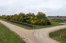 2 ACRE BUILDING LOT FOR SALE ILE DES CHENES - Photo 3