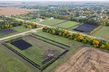 2 ACRE BUILDING LOT FOR SALE ILE DES CHENES - Photo 8