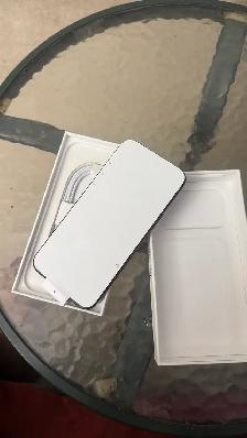 Apple iPhone 18 Pro Max 2TB Burgundy - Photo 4
