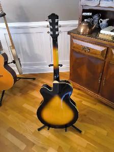 Guitare électrique Yamaha modèle AE500, droitier - Photo 2
