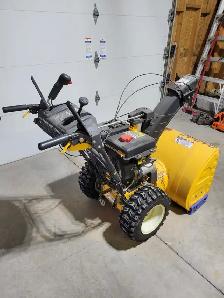 Cub Cadet 28 Inch Snowblower - Photo 5
