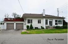 Beautiful 3-Bed, 2-Bath Detached Home for Rent in Scarborough
