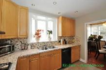 Beautiful 3-Bed, 2-Bath Detached Home for Rent in Scarborough - Photo 5