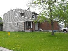 Single Family,4 Rooms,2 Story Home,Innes/Stonehenge, Immediately