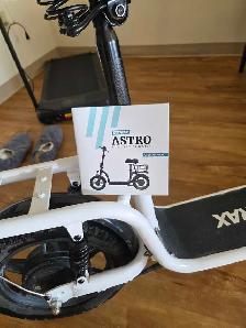 Gotrax Astro Electric Bike - Photo 2
