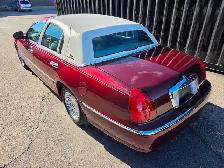 2000 Lincoln Town Car Cartier Edition / ONLY 88 000KM / TOP TIER - Photo 8