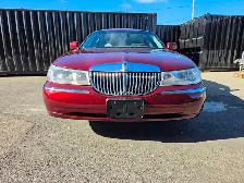 2000 Lincoln Town Car Cartier Edition / ONLY 88 000KM / TOP TIER - Photo 16