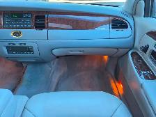 2000 Lincoln Town Car Cartier Edition / ONLY 88 000KM / TOP TIER - Photo 24
