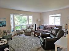 2 Bedroom 1 Bathroom Apartment - Photo 8