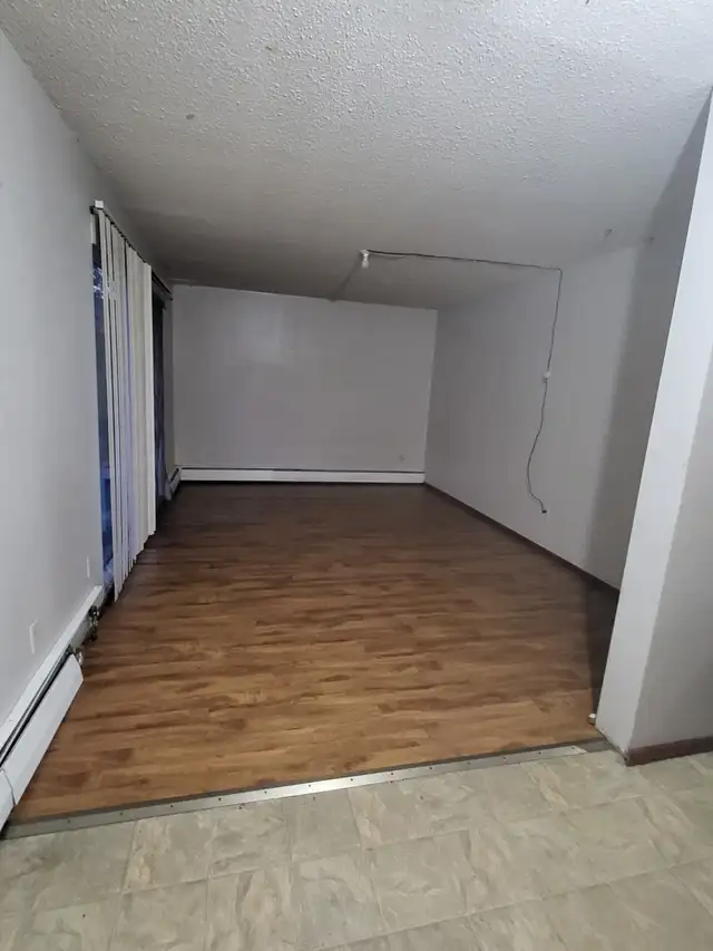 2 bedroom apartment in Brooks